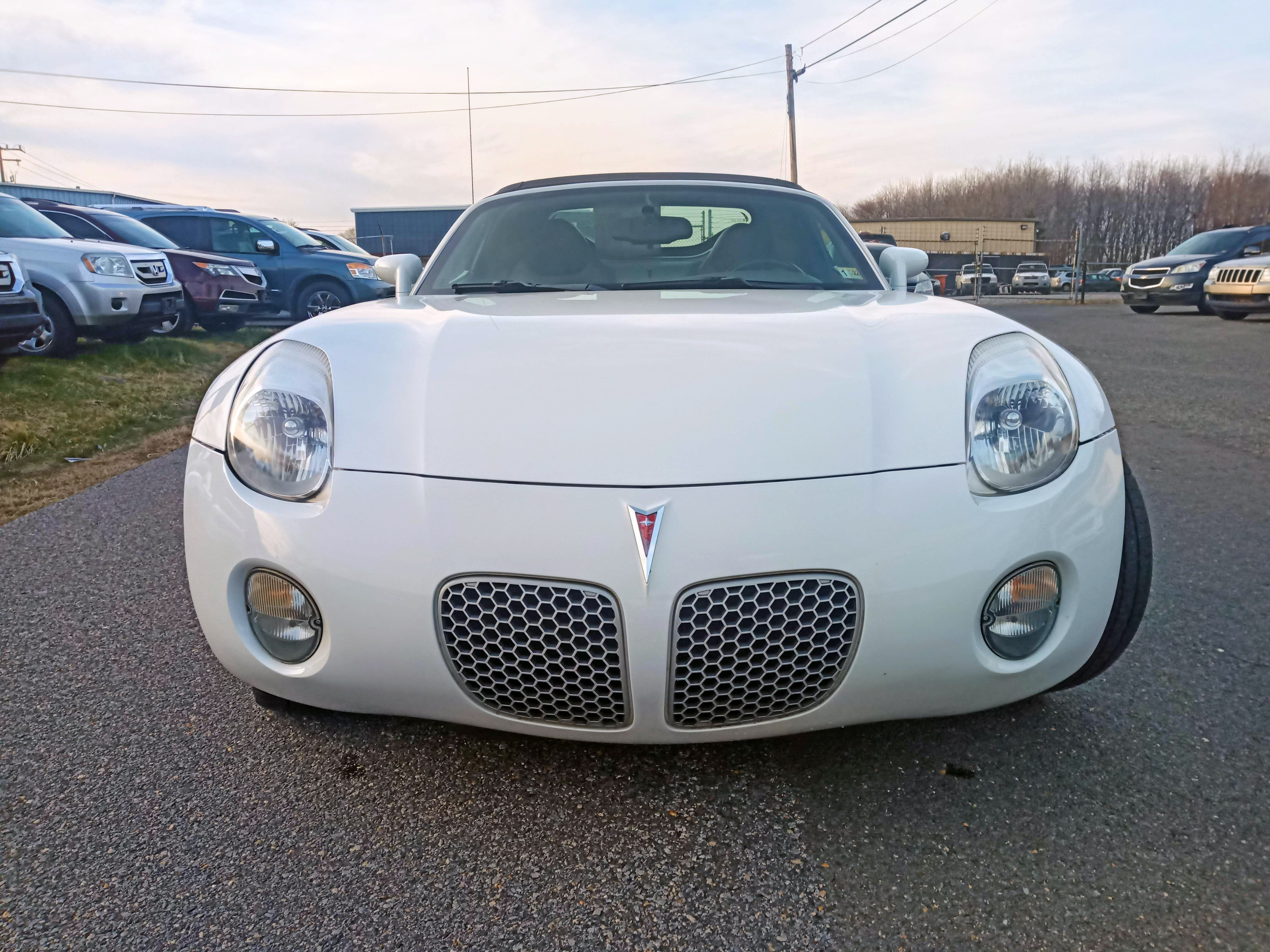 2009 Pontiac Solstice Base photo 20